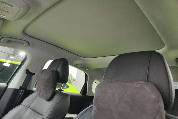 零跑汽车 零跑B01 2025 汽车图片 #22