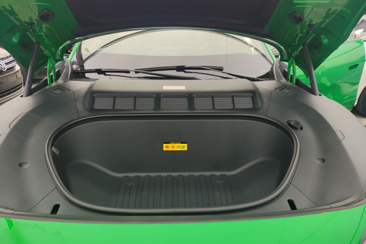 MI YU7 2025 car image #22