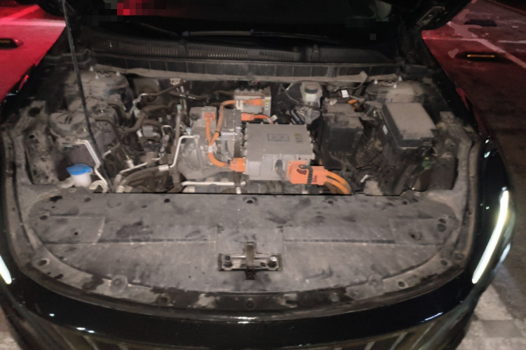 HongQi E-QM5 2023 #22 HongQi E-QM5 2023 car image #22