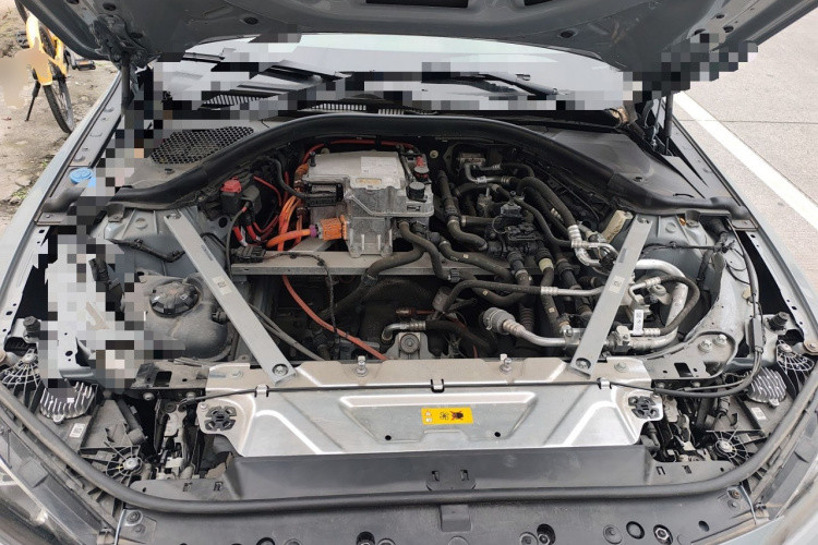 BMW i4 M50 2023 #22 BMW i4 M50 2023 car image #22