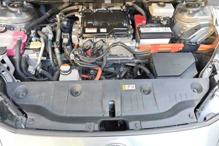 Toyota bZ4X 2023 immagine di auto #22