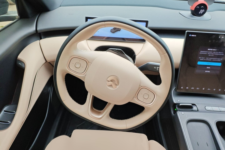 NIO ET5T 2023 изображение автомобиля #22