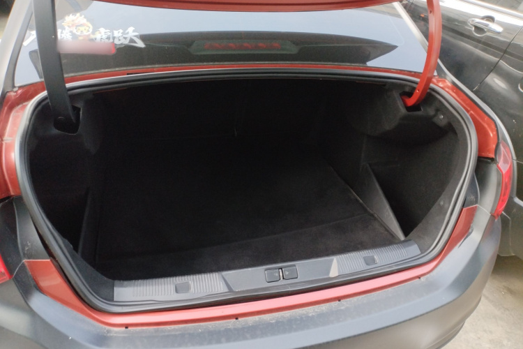 Citroen C4L 2017 image de voiture #22