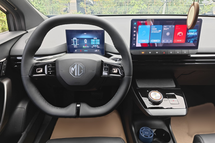 MG 4 EV 2023 #22 MG 4 EV 2023 car image #22