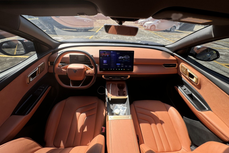 哪吒汽车 哪吒X 2024 汽车图片 #22