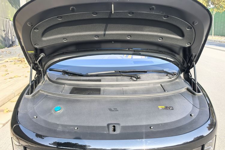 Li i8 2025 изображение автомобиля #22