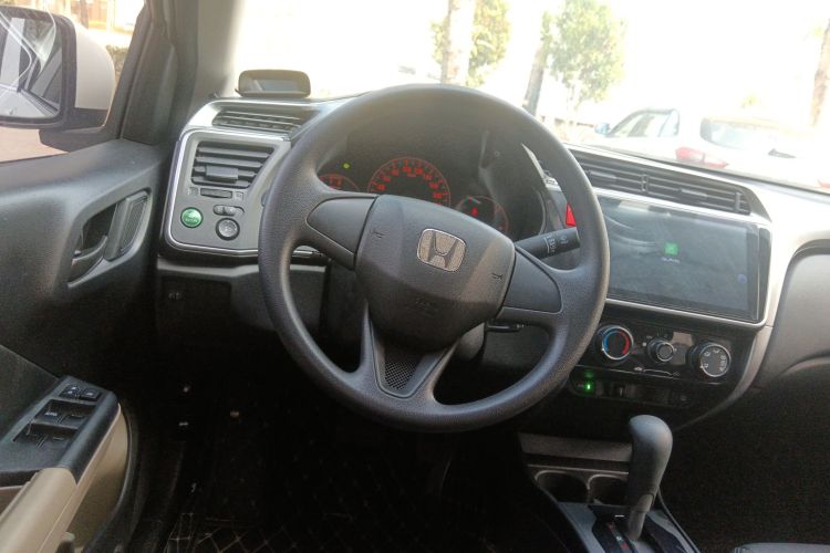 Honda City 2016 изображение автомобиля #22