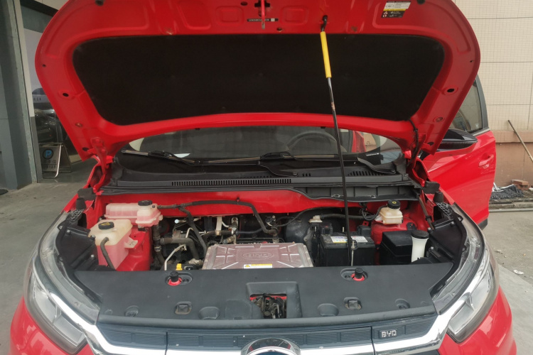 BYD Yuan New Energy 2018 car image #22