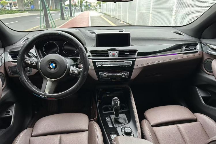 BMW X2 2020 car image #22