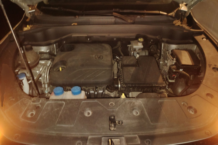 Changan UNI-Z PHEV 2024 #22 Changan UNI-Z PHEV 2024 صورة سيارة #22