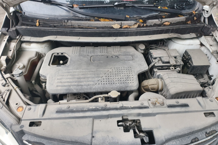 Forthing S500 2016 car image #22