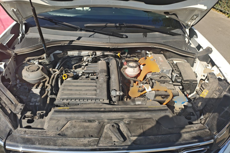 Volkswagen Tayron GTE 2021 #22 Volkswagen Tayron GTE 2021 car image #22