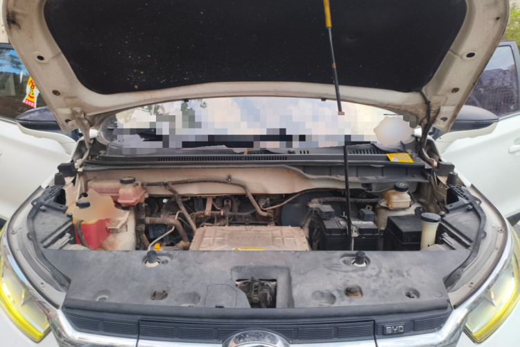 BYD Yuan New Energy 2019 immagine di auto #22