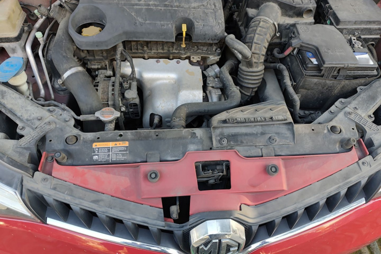 MG GT 2015 #22 MG GT 2015 car image #22