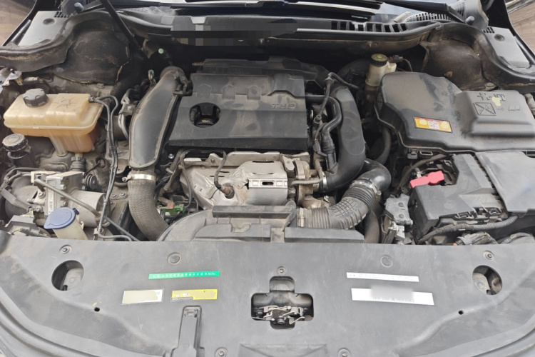 Citroen C6 2017 car image #22