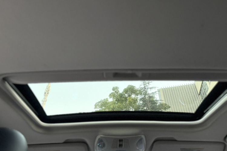 GAC Trumpchi GS5 2016 #22 GAC Trumpchi GS5 2016 изображение автомобиля #22