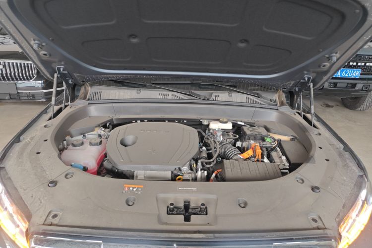 GEELY Monjaro MHEV 2025 car image #22