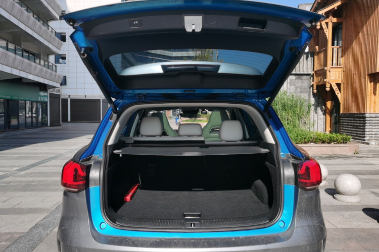 MG Pilot 2023 car image #22