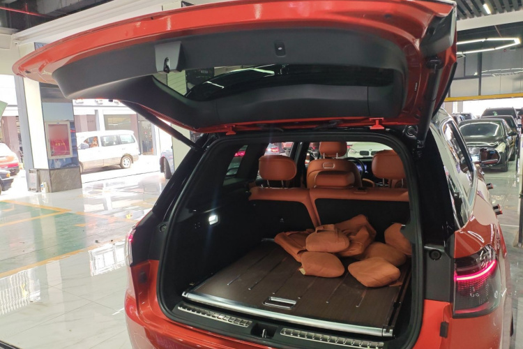 2024 car image #22