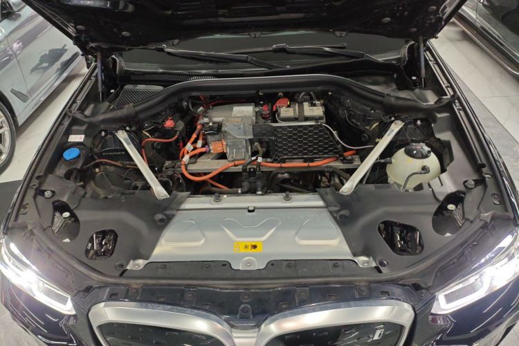 BMW iX3 2022 #22 BMW iX3 2022 car image #22