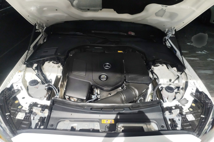 Mercedes-Benz C Class 2022 صورة سيارة #22
