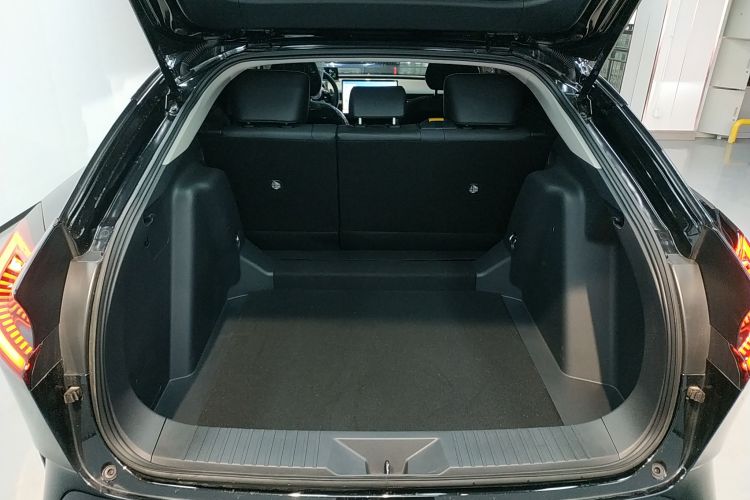 Toyota bZ5 2025 car image #22