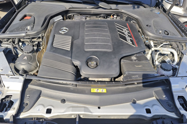 Mercedes-Benz E AMG 2019 immagine di auto #22