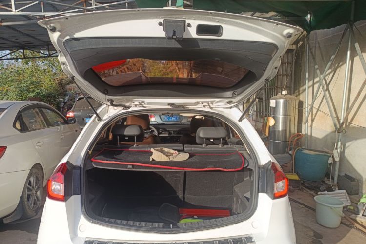 Vision X3 2018 image de voiture #22