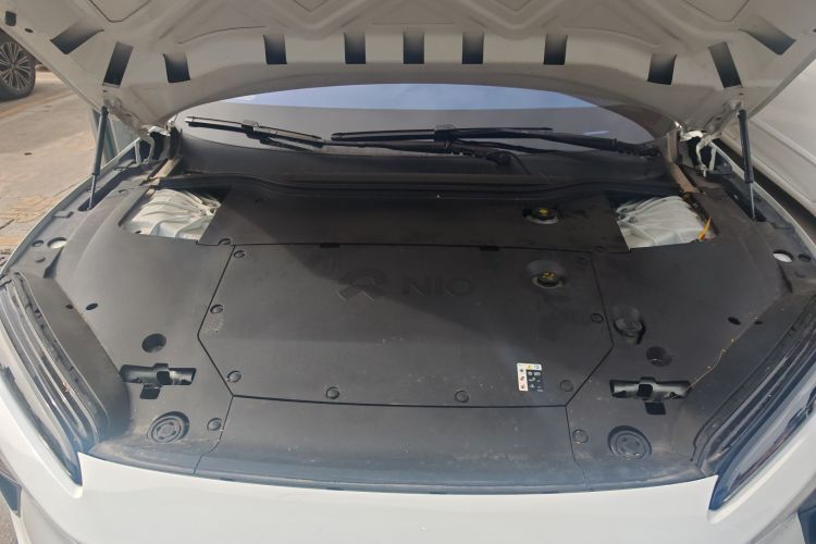 NIO ET5 2023 car image #22