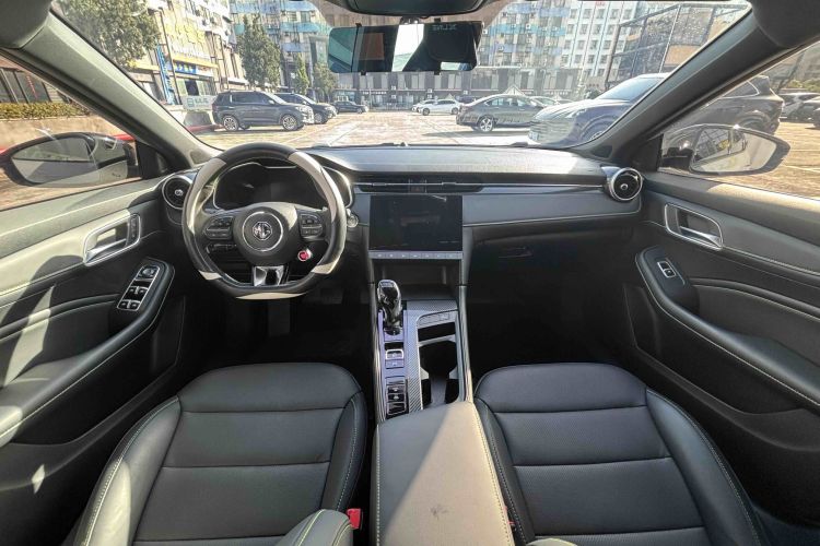 MG 6 2024 image de voiture #22