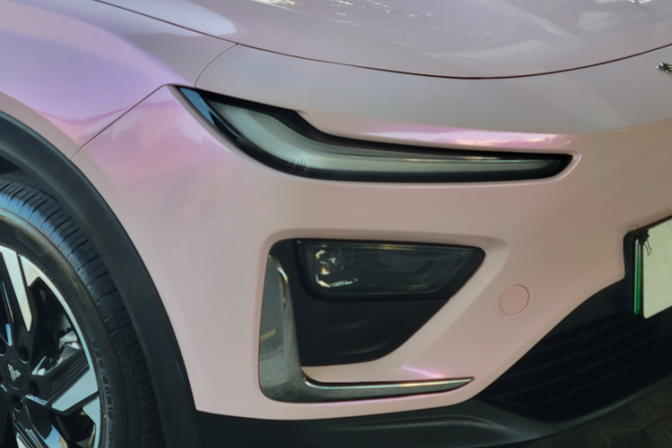 哪吒汽车 哪吒X 2024 #22 哪吒汽车 哪吒X 2024 汽车图片 #22