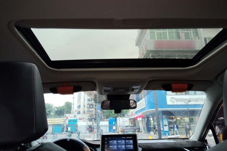 Toyota RAV4 2022 image de voiture #22