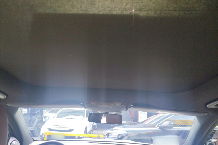 Mercedes-Benz E Class 2018 immagine di auto #22