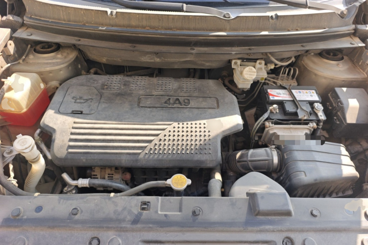 Forthing JOYEAR X5 2017 image de voiture #22