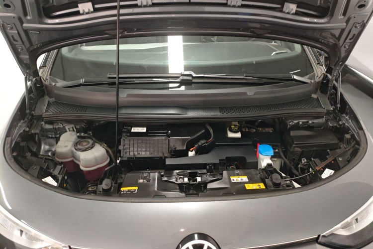 Volkswagen ID.3 2024 car image #22
