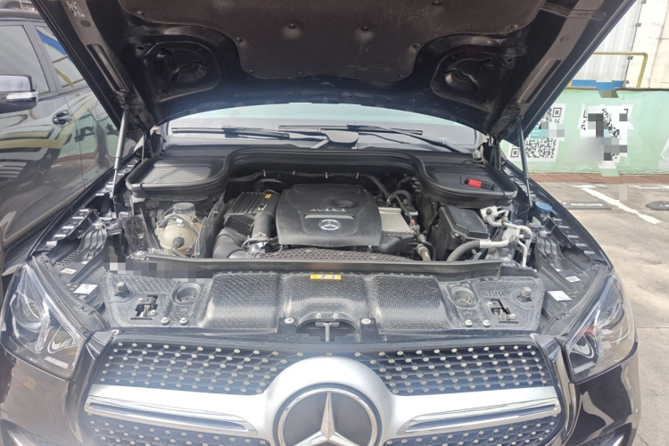 Mercedes-Benz GLE Class New Energy 2021 car image #22