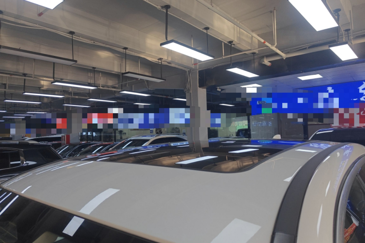 BMW iX3 2021 car image #22