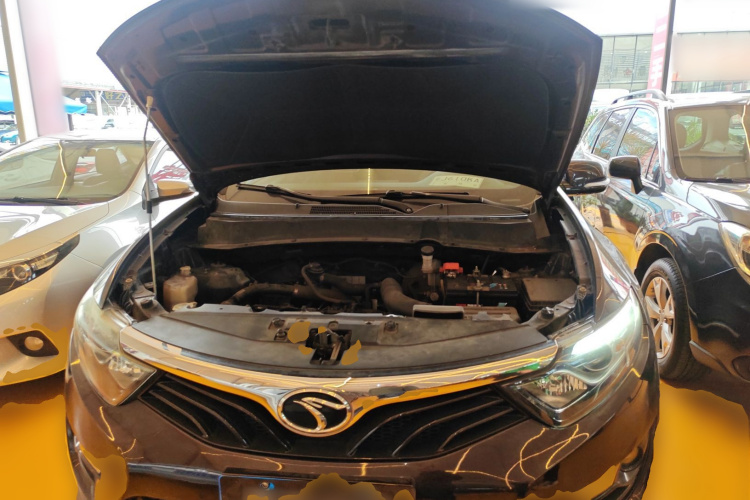 Soueast DX7 2017 car image #22