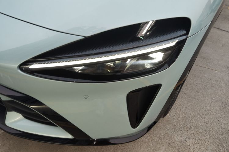 MI YU7 2025 #22 MI YU7 2025 car image #22