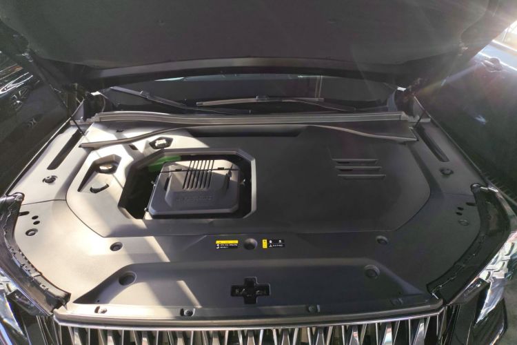 GAC Trumpchi ES9 2023 #22 GAC Trumpchi ES9 2023 car image #22