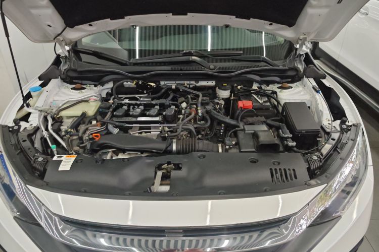 Honda Civic 2018 car image #22
