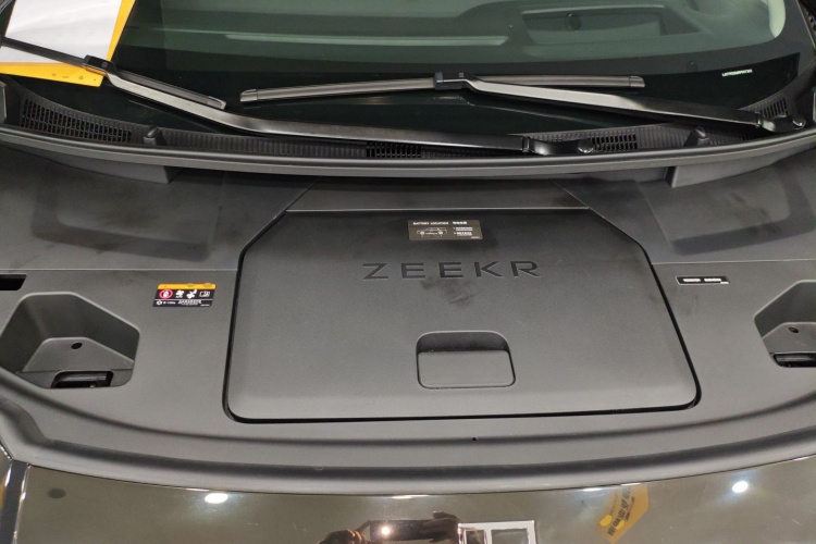 Zeekr 009 2024 imagen de coche #22