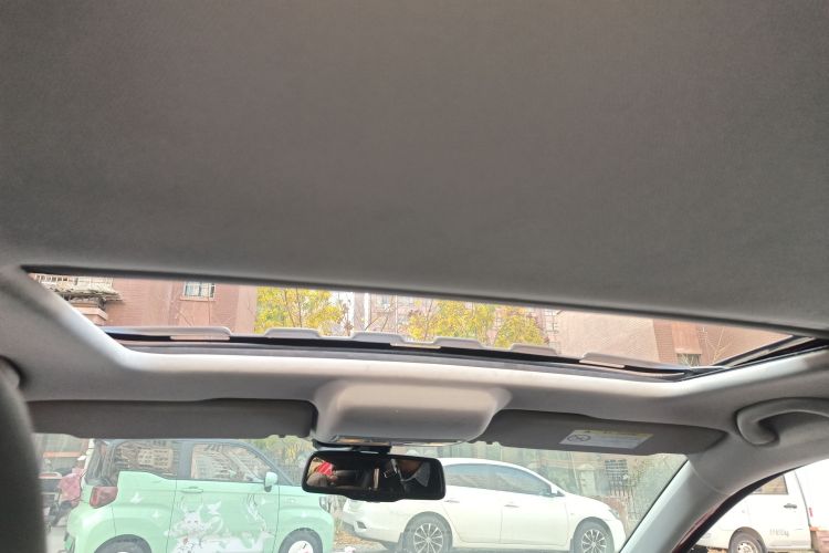 Skoda Rapid Spaceback 2016 immagine di auto #22