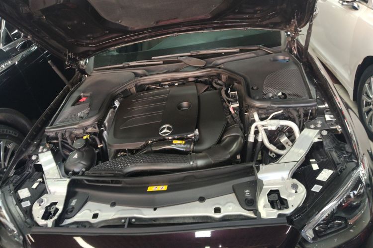 Mercedes-Benz E Class 2021 car image #22