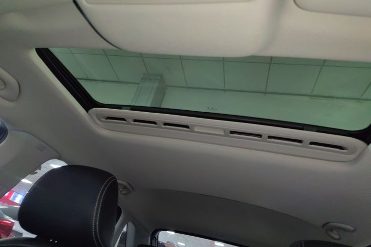 Skoda Rapid Spaceback 2018 car image #22