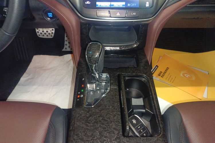 丰田 皇冠 2019 汽车图片 #22