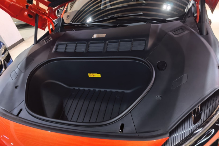 MI YU7 2025 car image #22