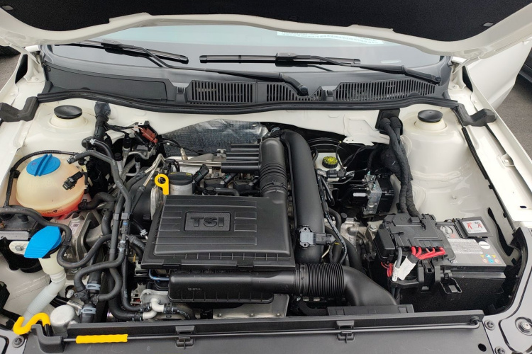 Volkswagen Gran Lavida 2018 immagine di auto #22