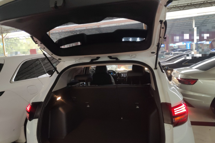 GEELY Coolray 2024 #22 GEELY Coolray 2024 car image #22