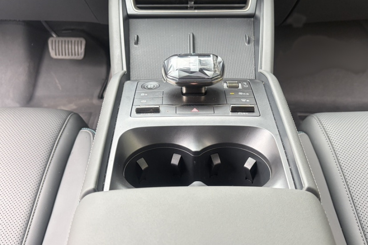 BYD Qin L 2024 #22 BYD Qin L 2024 car image #22